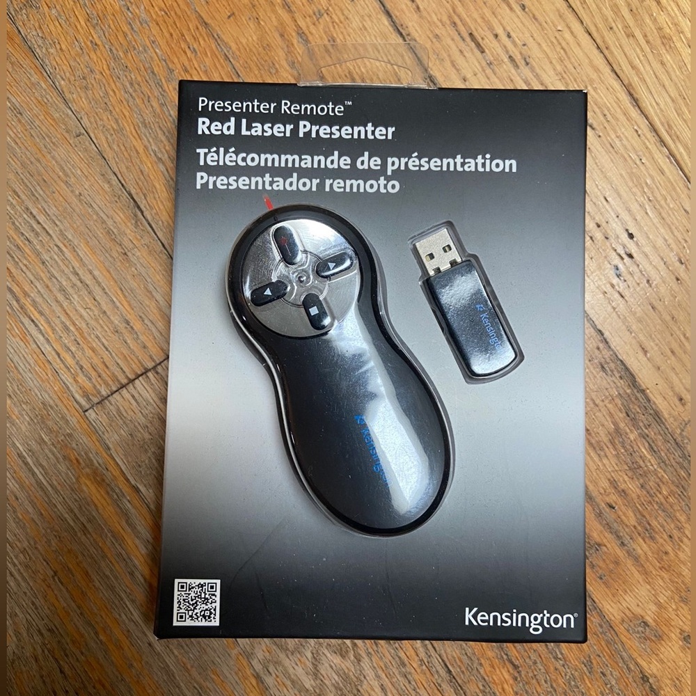 Kensington K33374 Wireless Presenter with Laser Pointer